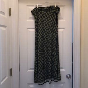 Lula Roe Maxi Shirt